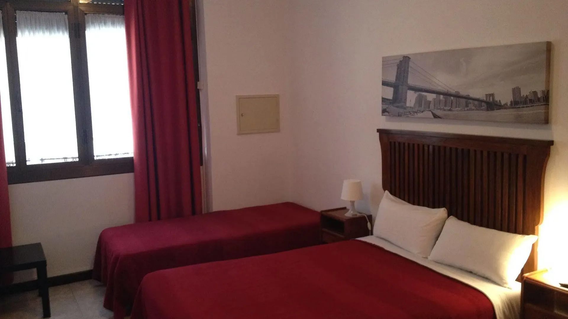 Hostal Absolut Centro Barcelona Spain